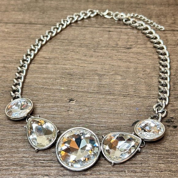 Jewelry - Elegant Silver Chain Statement Necklace with Crystal Embellishments